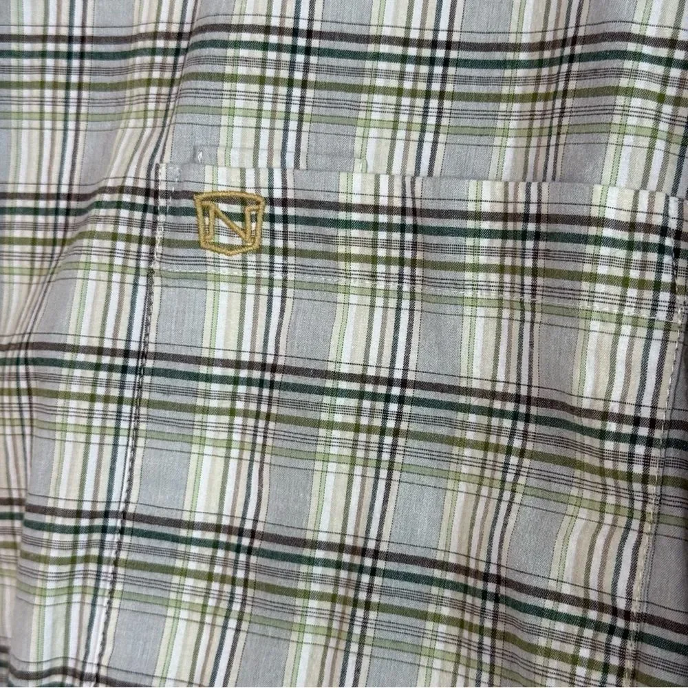Men Noble Outfitters Plaid Button down Shirt